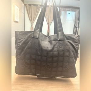 CHANEL LIGNE Medium Travel Tote - Authenticated ✨✨